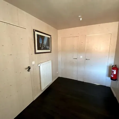 Gezellig Vakantieappartement + Terras Nabij De Zee Appartamento *