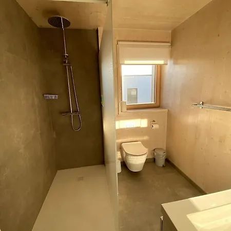Gezellig Vakantieappartement + Terras Nabij De Zee Lejlighed Middelkerke