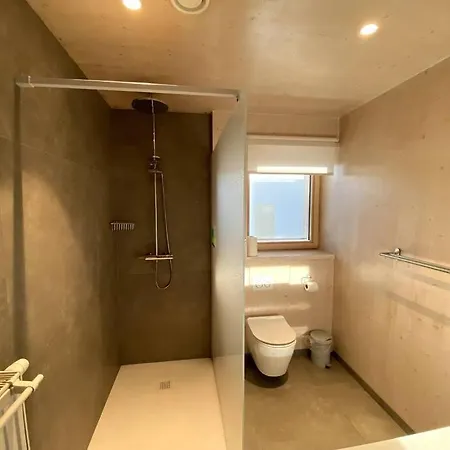 Gezellig Vakantieappartement + Terras Nabij De Zee Appartamento Middelkerke