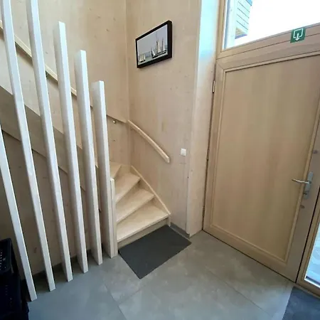 Gezellig Vakantieappartement + Terras Nabij De Zee *