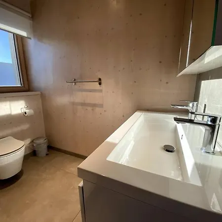 Gezellig Vakantieappartement + Terras Nabij De Zee Appartamento Middelkerke