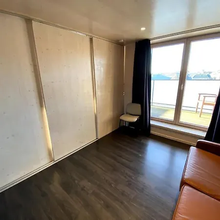 Gezellig Vakantieappartement + Terras Nabij De Zee Middelkerke