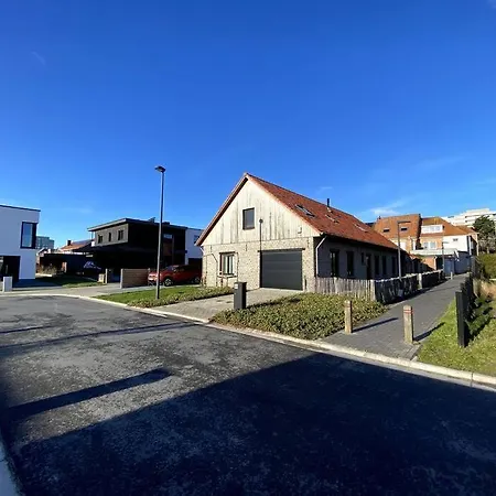 Gezellig Vakantieappartement + Terras Nabij De Zee * Middelkerke