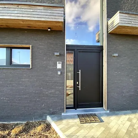 Gezellig Vakantieappartement + Terras Nabij De Zee Lejlighed Middelkerke