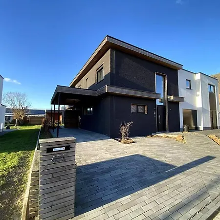 Gezellig Vakantieappartement + Terras Nabij De Zee Appartamento Middelkerke